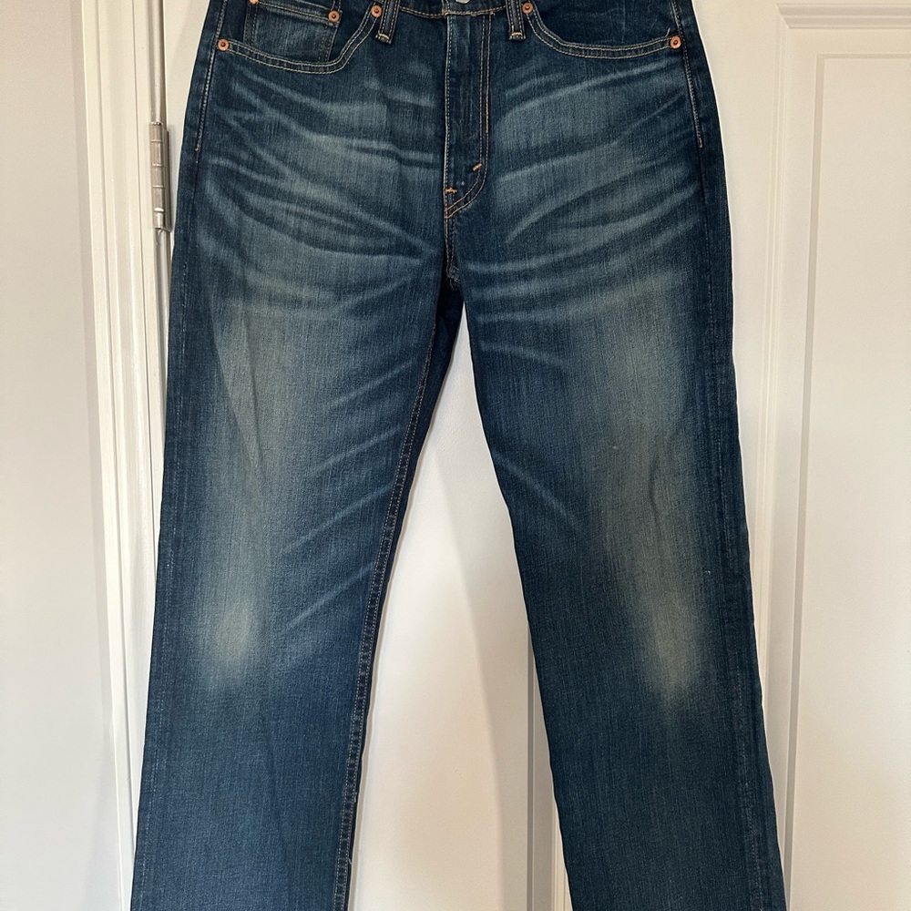 Levi’s 514 men’s jeans. Size 31 x 32.